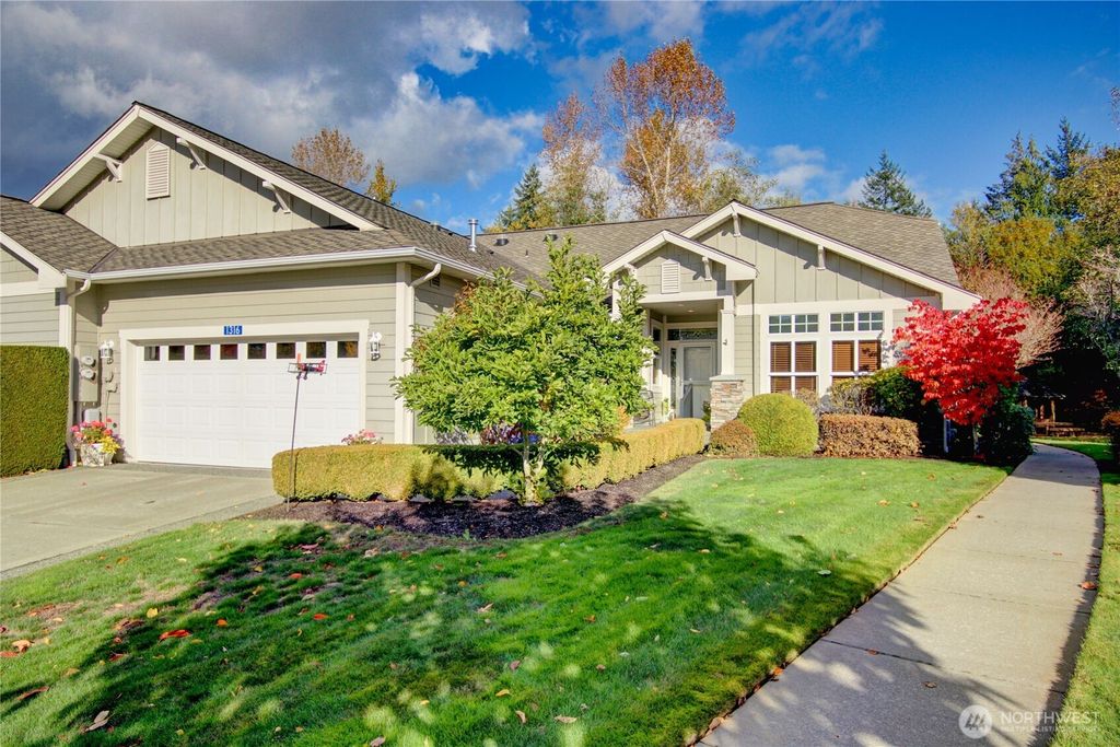1316 Eagle Ridge Drive #4, Mount Vernon, WA 98274