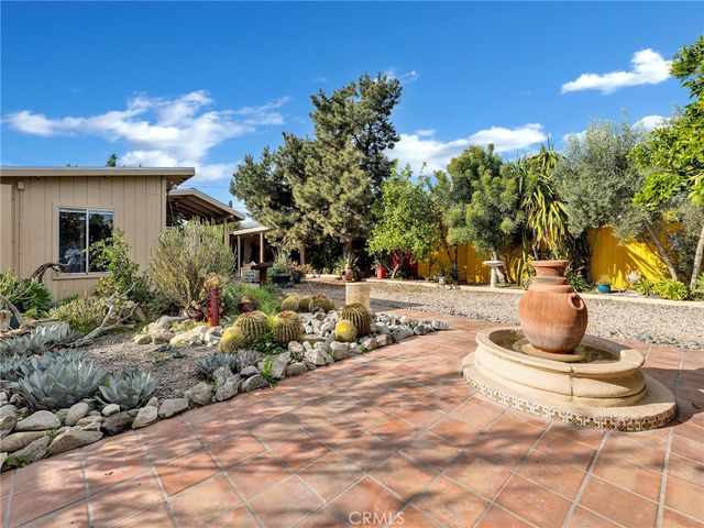 6033 Fulcher, North Hollywood, CA 91606