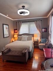 302 Madison Apt 2, San Antonio, TX 78204