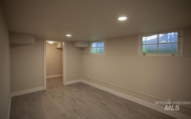 4800 W Franklin Rd, Boise, ID 83705