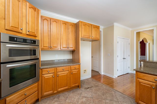 300 Dani Ct, Mount Juliet, TN 37122