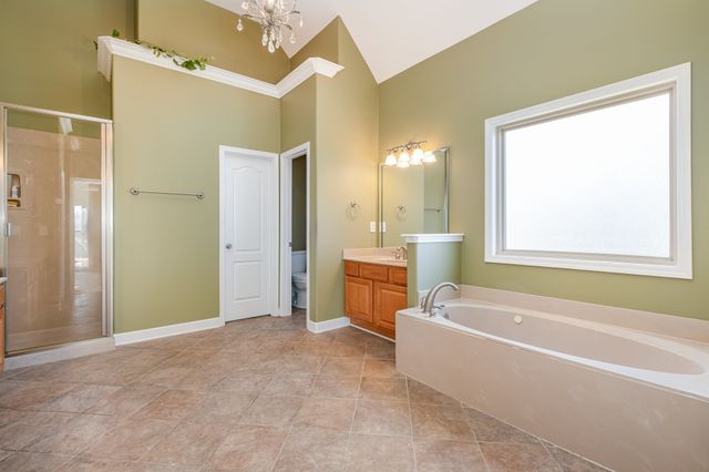 300 Dani Ct, Mount Juliet, TN 37122