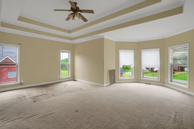300 Dani Ct, Mount Juliet, TN 37122
