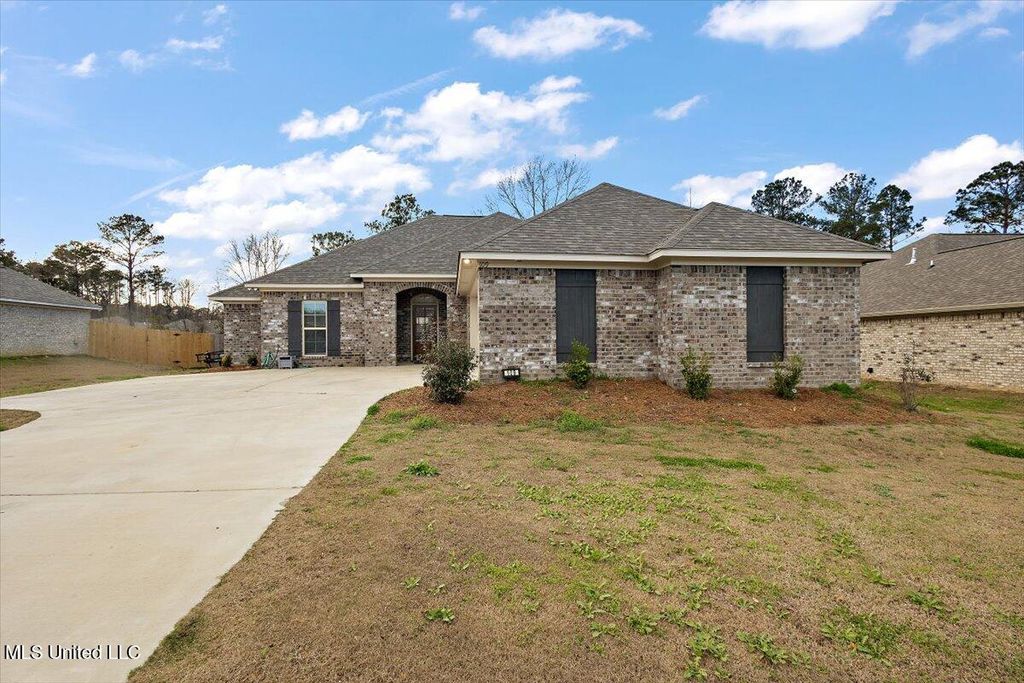 109 Brunswick Cove, 109, Canton, MS 39046