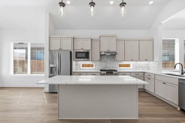2414 Garden Arbor, Tomball, TX 77375
