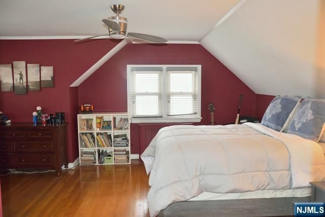 21 N Crest Drive, Cresskill, NJ 07626