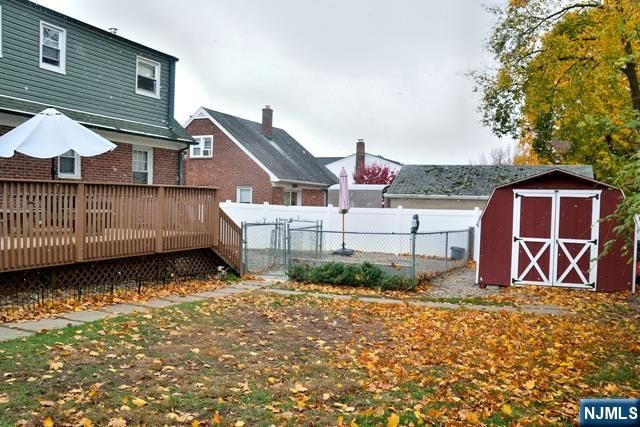 21 N Crest Drive, Cresskill, NJ 07626