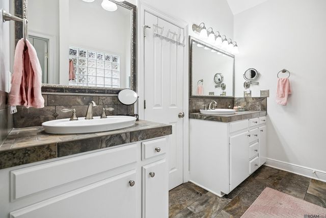1565 Obrien Dr, Baton Rouge, LA 70810