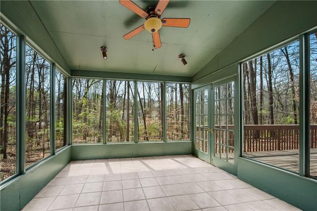 5271 Fox Path, Stone Mountain, GA 30088