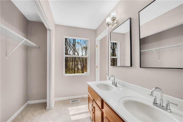 5271 Fox Path, Stone Mountain, GA 30088