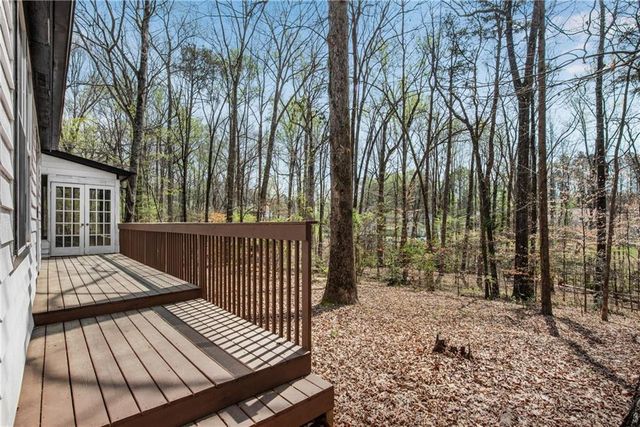 5271 Fox Path, Stone Mountain, GA 30088