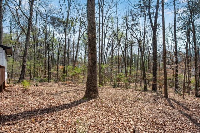 5271 Fox Path, Stone Mountain, GA 30088