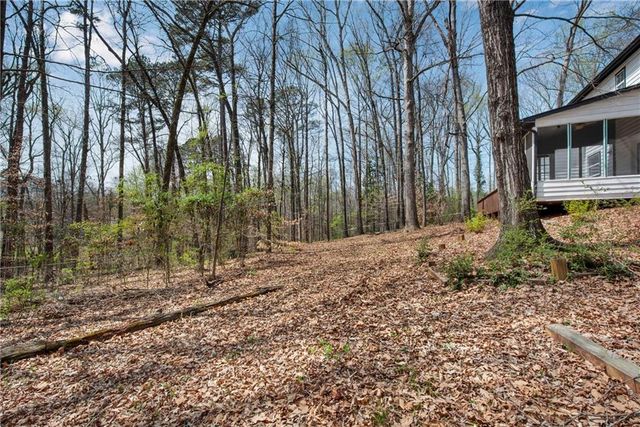 5271 Fox Path, Stone Mountain, GA 30088