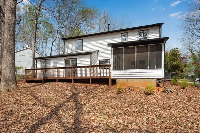 5271 Fox Path, Stone Mountain, GA 30088