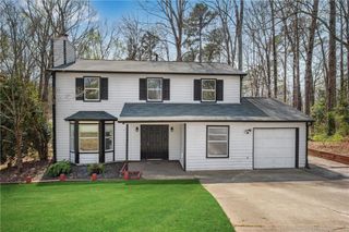 5271 Fox Path, Stone Mountain, GA 30088