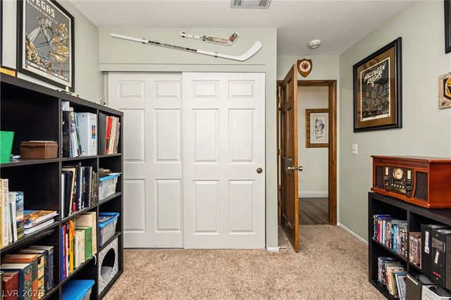 3040 Waterview Drive, Las Vegas, NV 89117