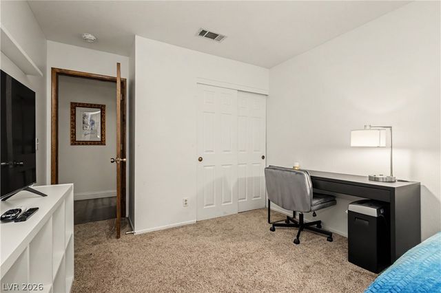 3040 Waterview Drive, Las Vegas, NV 89117