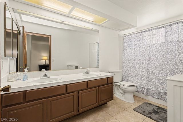 3040 Waterview Drive, Las Vegas, NV 89117