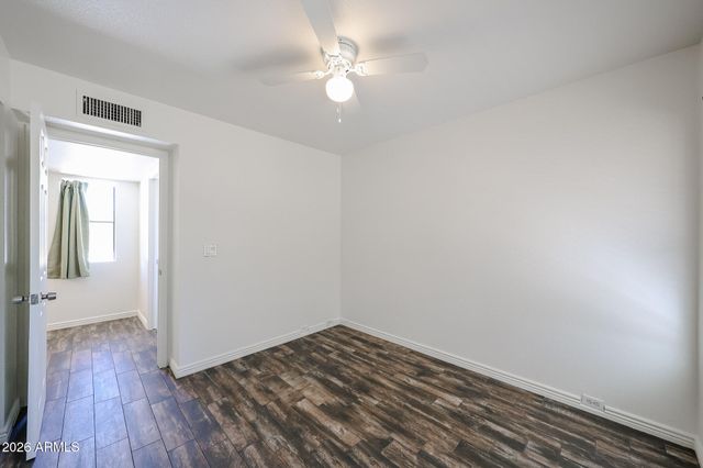 801 E NORTH Lane 1, Phoenix, AZ 85020