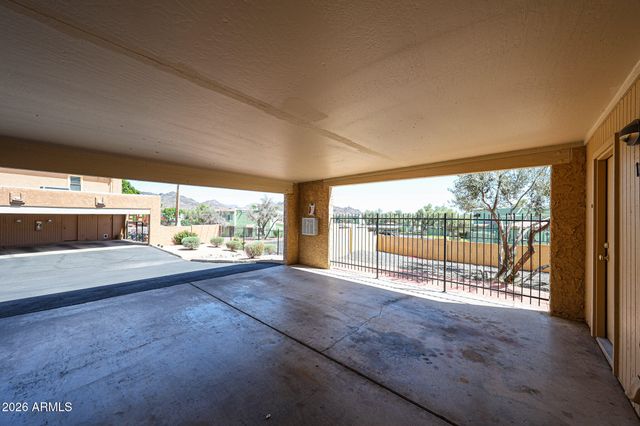 801 E NORTH Lane 1, Phoenix, AZ 85020