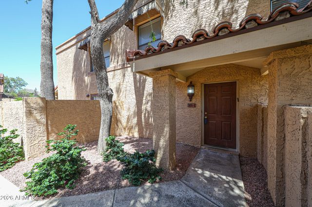 801 E NORTH Lane 1, Phoenix, AZ 85020