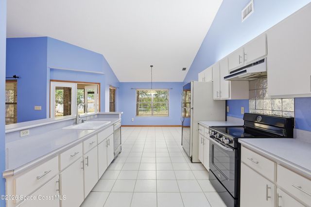 1031 Peacock Avenue NE, Palm Bay, FL 32907