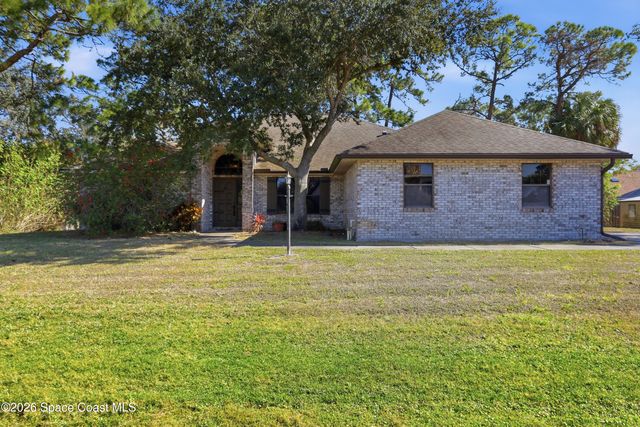 1031 Peacock Avenue NE, Palm Bay, FL 32907