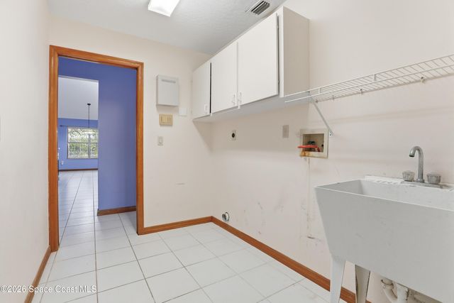 1031 Peacock Avenue NE, Palm Bay, FL 32907