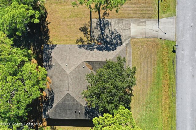 1031 Peacock Avenue NE, Palm Bay, FL 32907