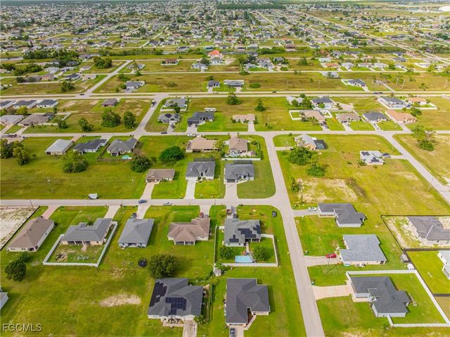 1719 NW 15th ST, Cape Coral, FL 33993