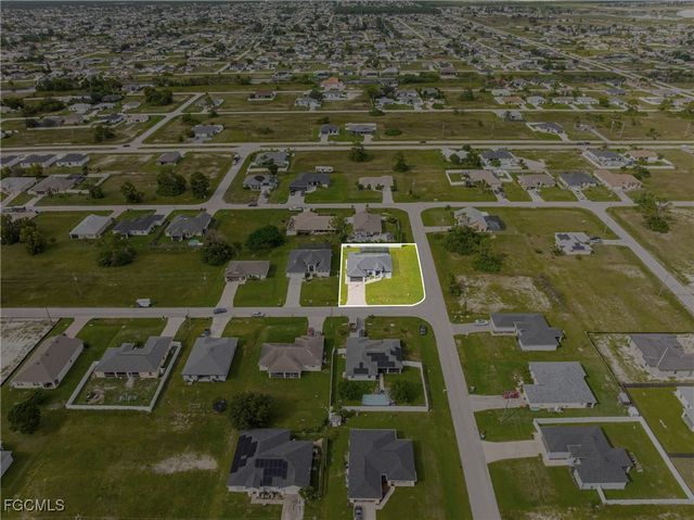 1719 NW 15th ST, Cape Coral, FL 33993
