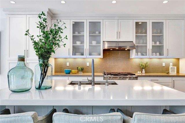 100 Della, Irvine, CA 92602