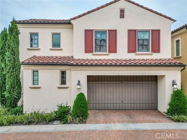 100 Della, Irvine, CA 92602