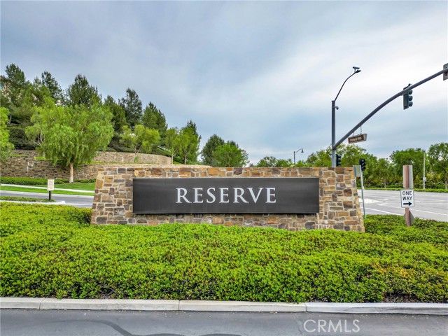 100 Della, Irvine, CA 92602