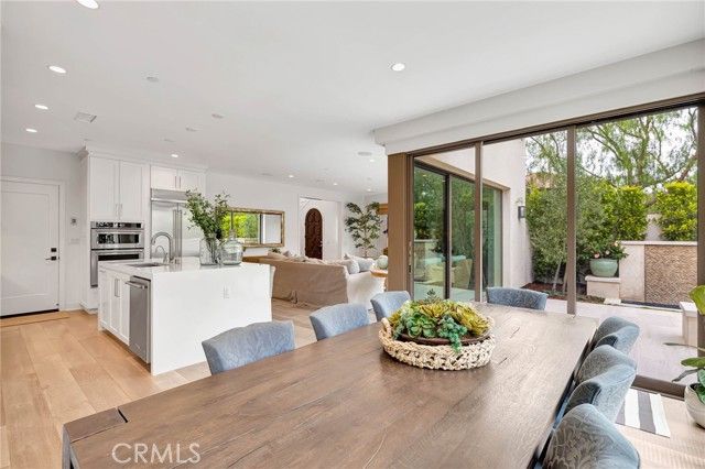 100 Della, Irvine, CA 92602