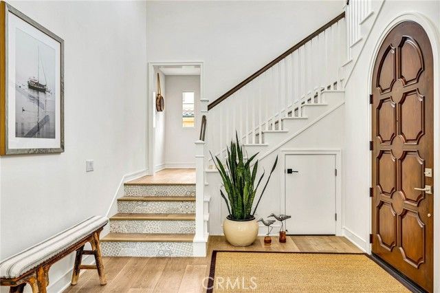 100 Della, Irvine, CA 92602