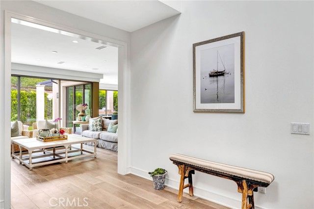 100 Della, Irvine, CA 92602