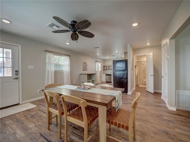 614 Harper St, Port Aransas, TX 78373
