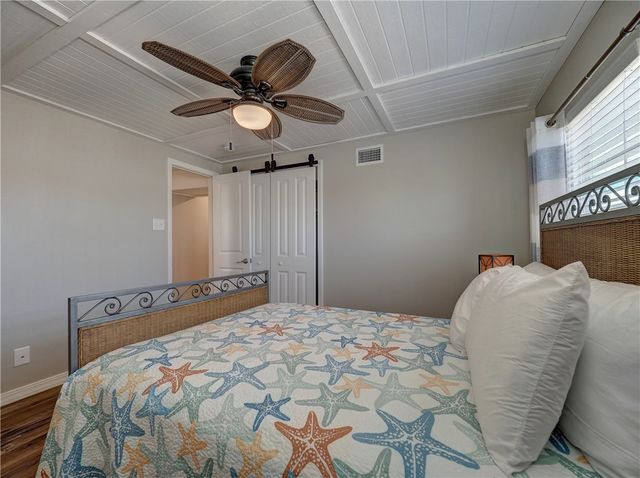 614 Harper St, Port Aransas, TX 78373