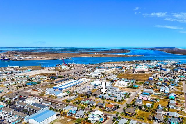 614 Harper St, Port Aransas, TX 78373