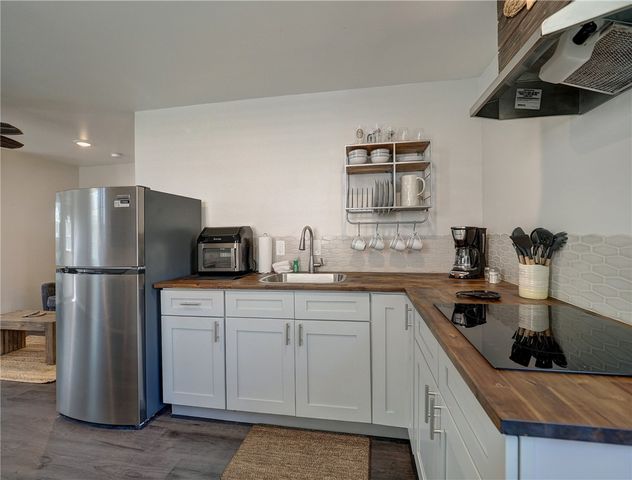 614 Harper St, Port Aransas, TX 78373