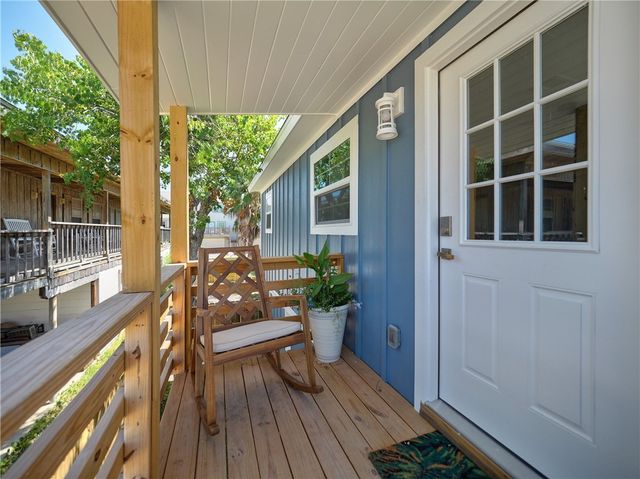 614 Harper St, Port Aransas, TX 78373