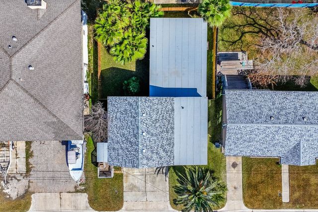614 Harper St, Port Aransas, TX 78373