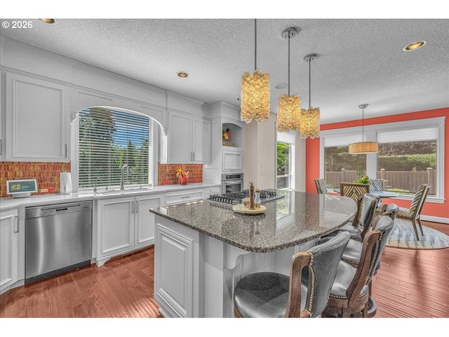 1410 Se COLUMBIA CREST Ct, Vancouver, WA 98664