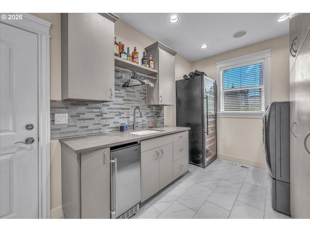 1410 Se COLUMBIA CREST Ct, Vancouver, WA 98664