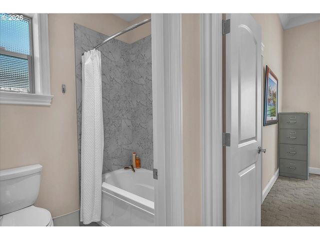 1410 Se COLUMBIA CREST Ct, Vancouver, WA 98664