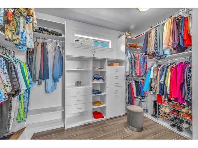 1410 Se COLUMBIA CREST Ct, Vancouver, WA 98664