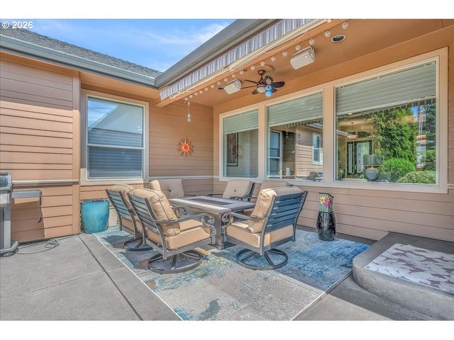 1410 Se COLUMBIA CREST Ct, Vancouver, WA 98664