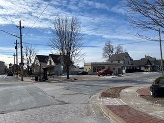 2229 12th Street E, Davenport, IA 52803