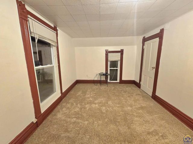 1329 NW Eugene ST, Topeka, KS 66608